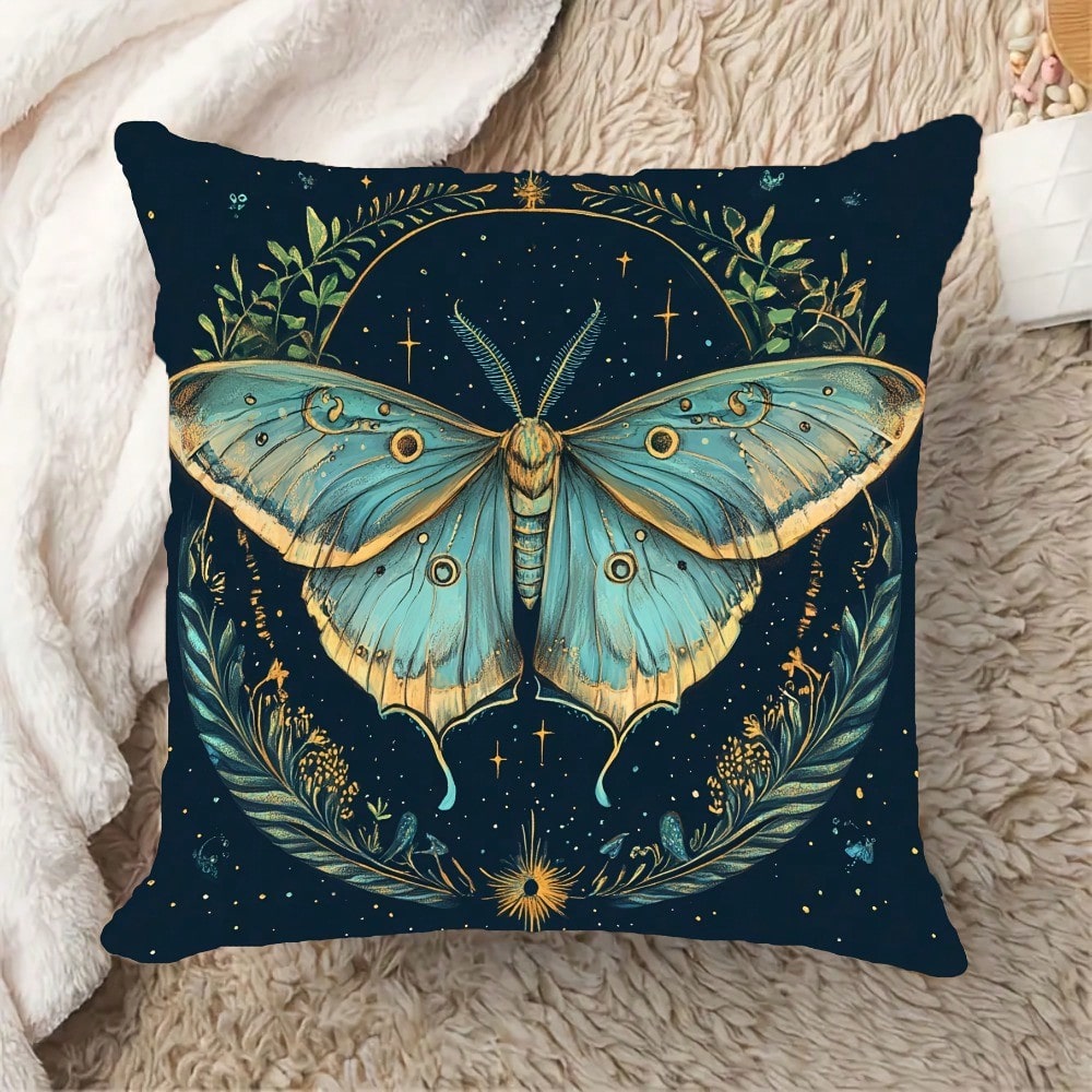 Pillow Insert 18X18 - غطاء وسادة بوهيمي بتصميم العثة والهلال